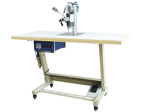 超聲波口罩點(diǎn)焊機(jī)